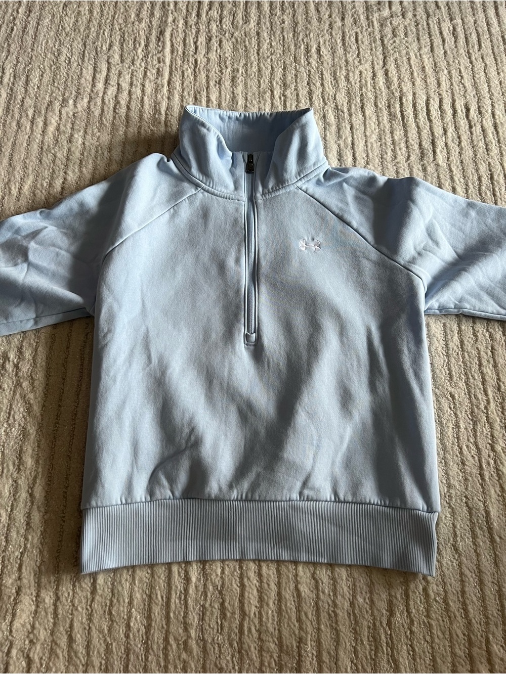 WOMENS UNDER ARMOR SWEATER
